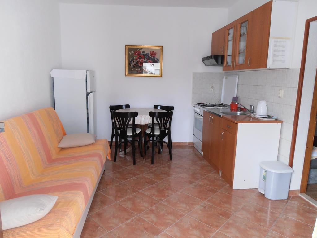 Apartment Perovic Baška Voda Extérieur photo