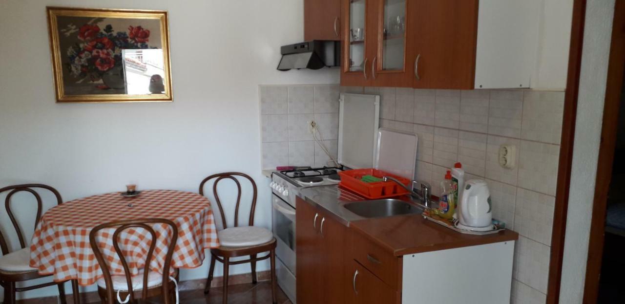 Apartment Perovic Baška Voda Extérieur photo