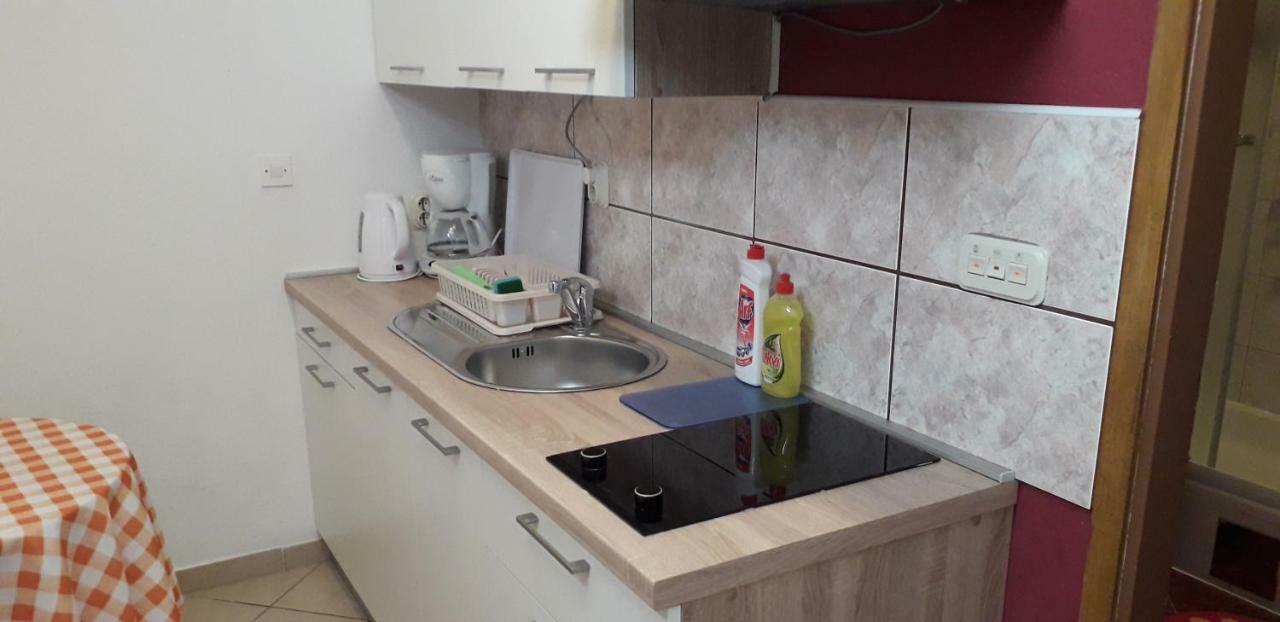 Apartment Perovic Baška Voda Chambre photo